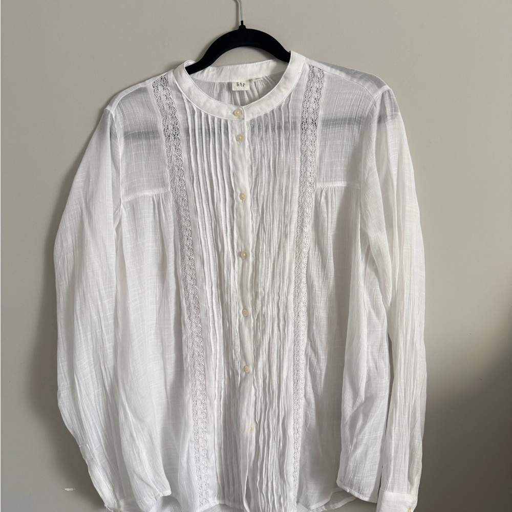GAP White Textured Blouse with Lace Accents